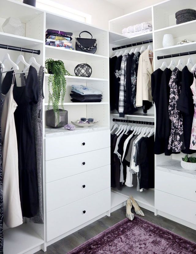 Custom Walk In Closet Organizer