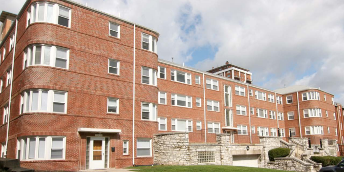 765 Westwood Dr.
Clayton, MO 63105