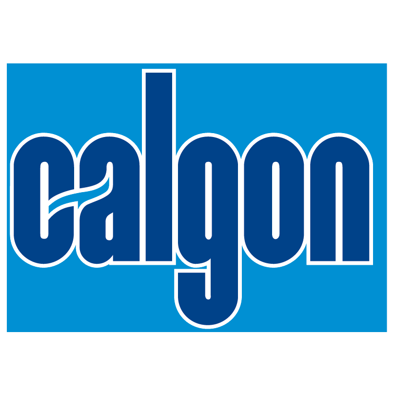 Un logotipo de Calgon azul y blanco sobre un fondo blanco.