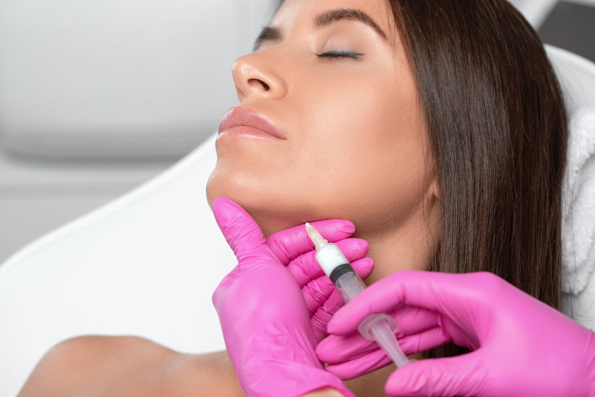 The Kybella Experience: What to Expect from Swelling to Final Results