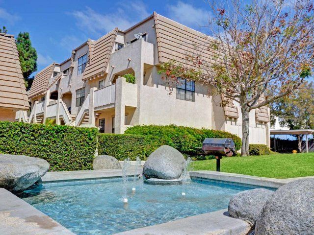 Exterior Fountain | Alva Gardens