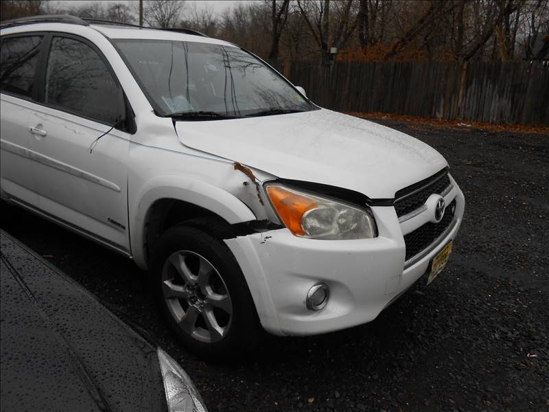 Emergency Car Towing — Finishing Repair Damage in Lakewood, NJ