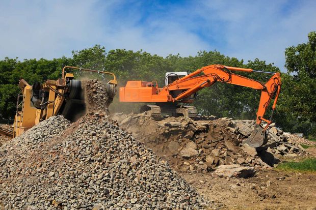 Stone Crusher and Crane in Working | North Shore, Nsw | Ben's North Coast Recycling