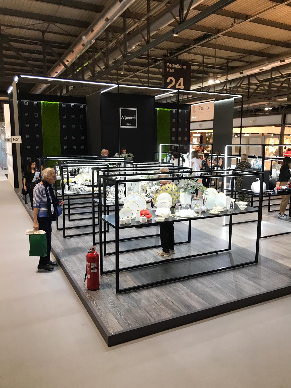 Allestimenti della Cusano Stand alla Fiera Homi di Miano