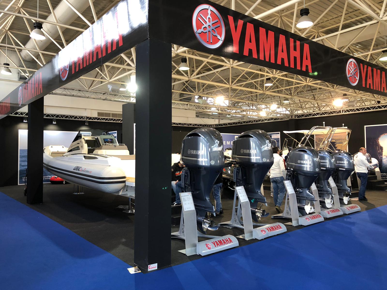 Stand Yamaha al NauticSud, Allestimenti Cusano Stand