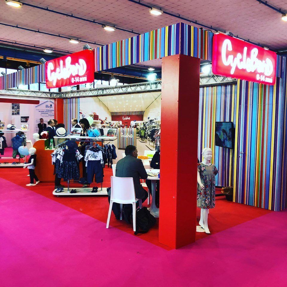 Cusano Stand allestimenti alla fiera Expo Franchising – NapoliCusano Stand allestimenti alla fiera Expo Franchising – Napoli