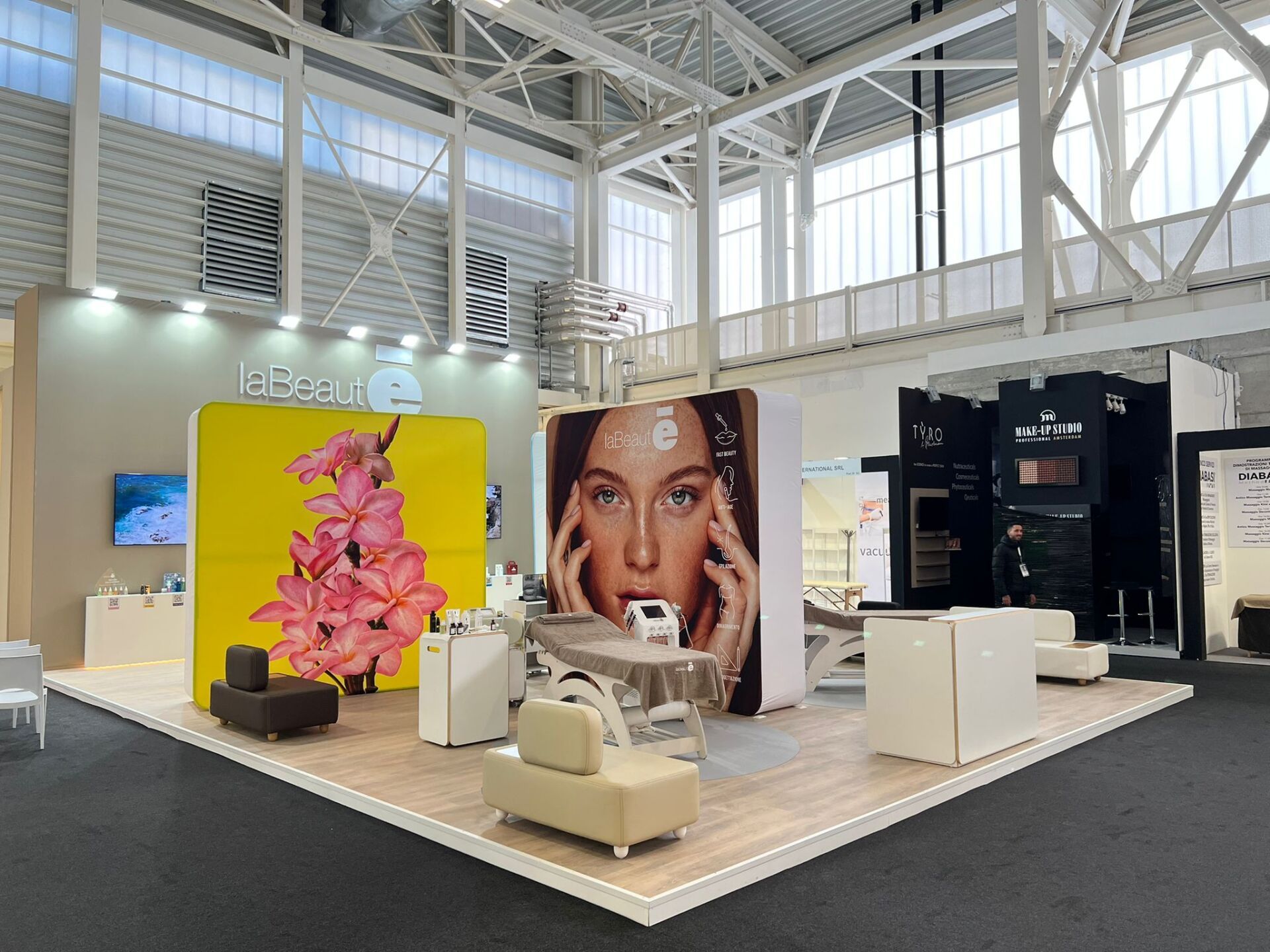 Cosmoprof Bologna, stand La Beautè. Allestimenti Cusano Stand
