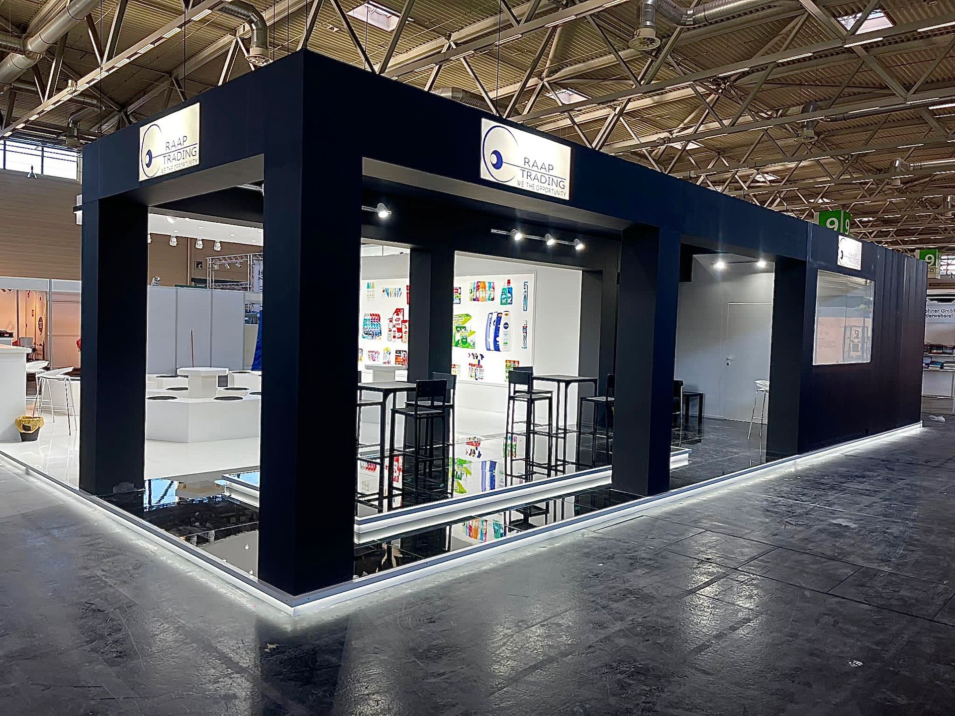 Iaw Colonia stand Raap Trading