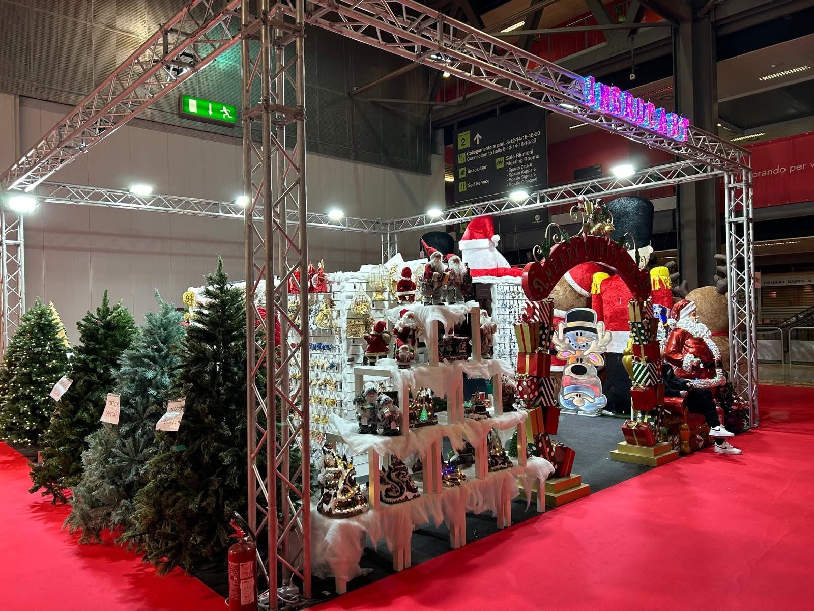 Stand allesttito alla fiera Homi MIlano