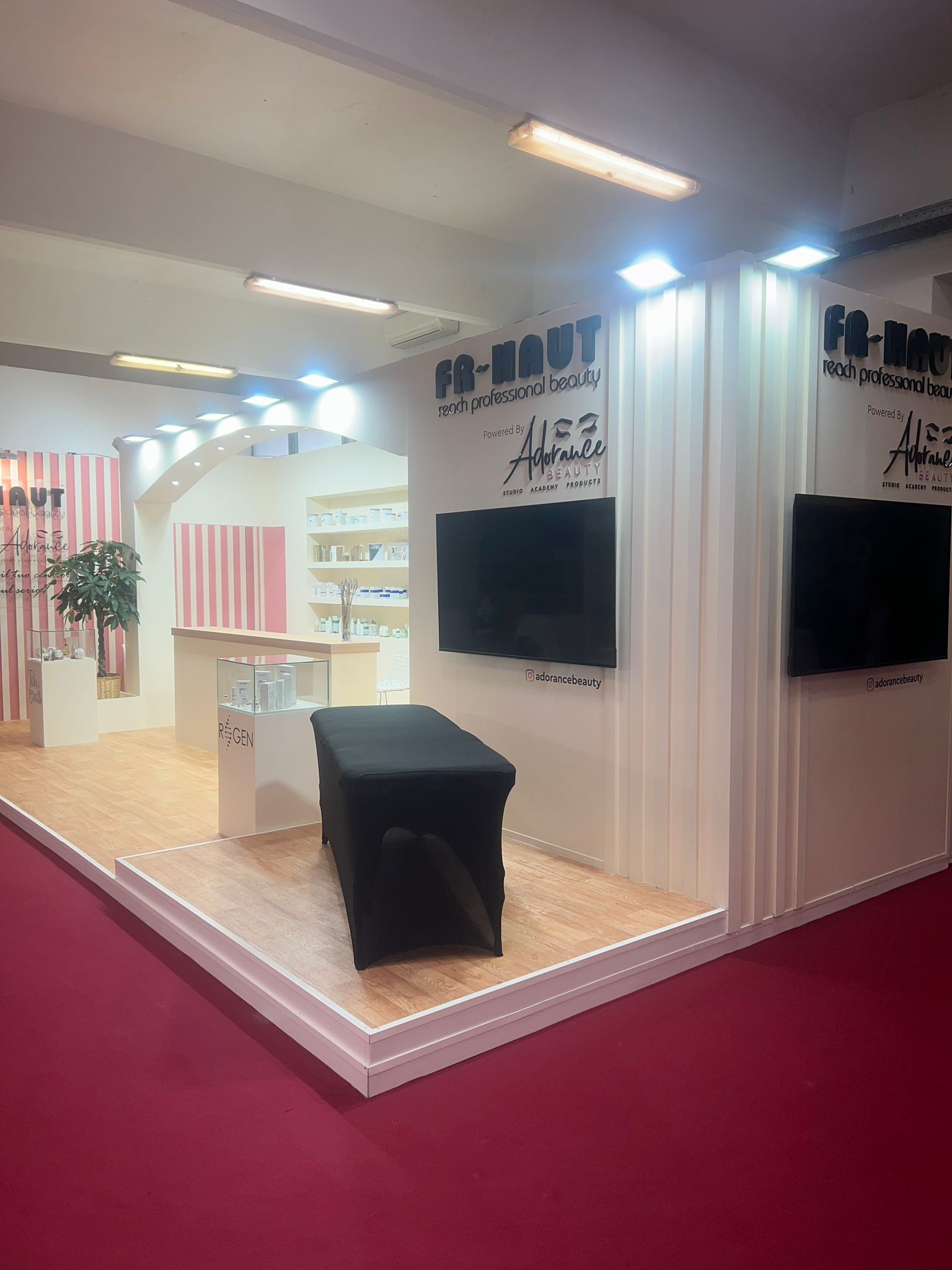 FR-Haut,  Fiera Aestetica, Napoli