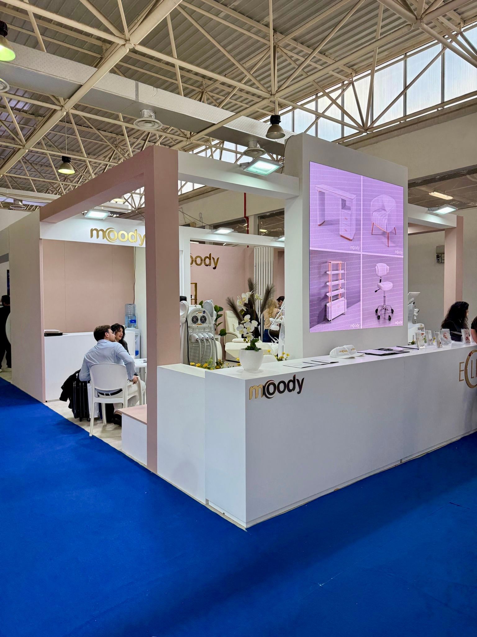 Stand Moody ad Aestetica Napoli 2025