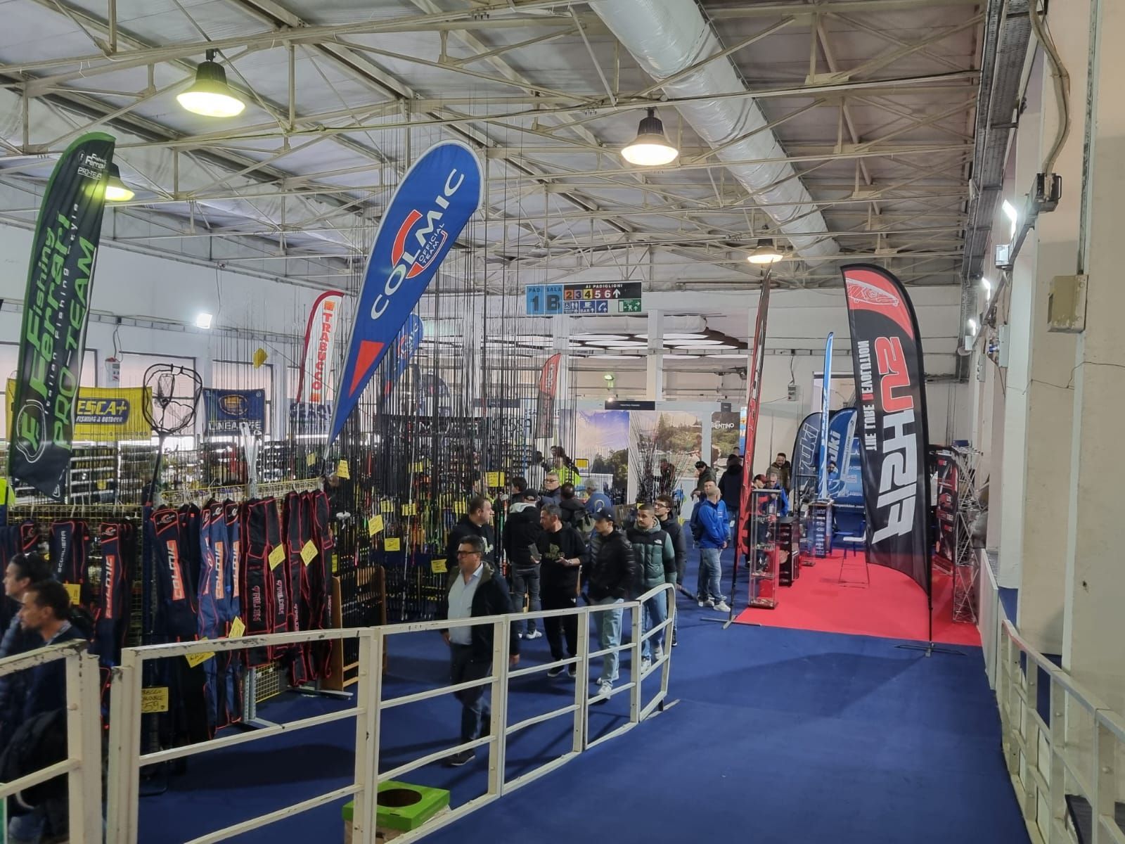 Stand allestito al Pescare Show