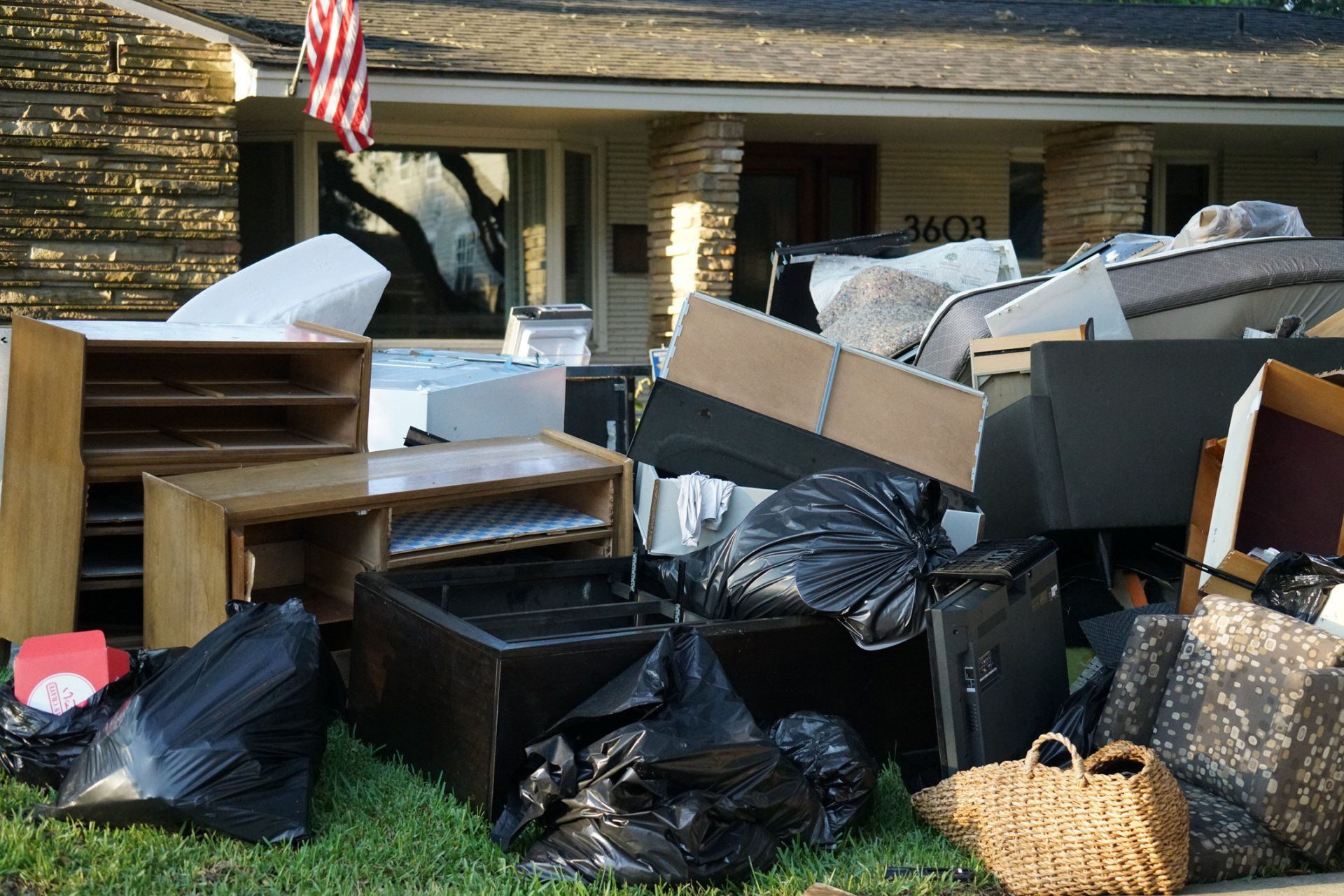 Dallas Junk Removal Company | Cleanouts, Trash & Junk Hauling