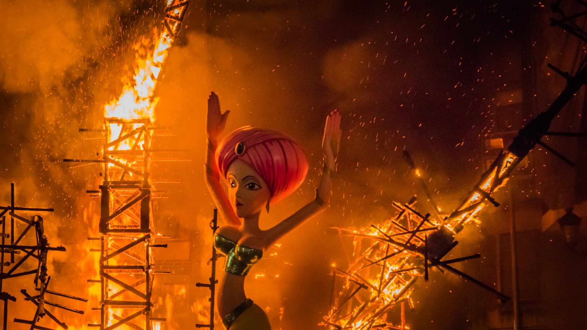 A falla is burning up in Valencia