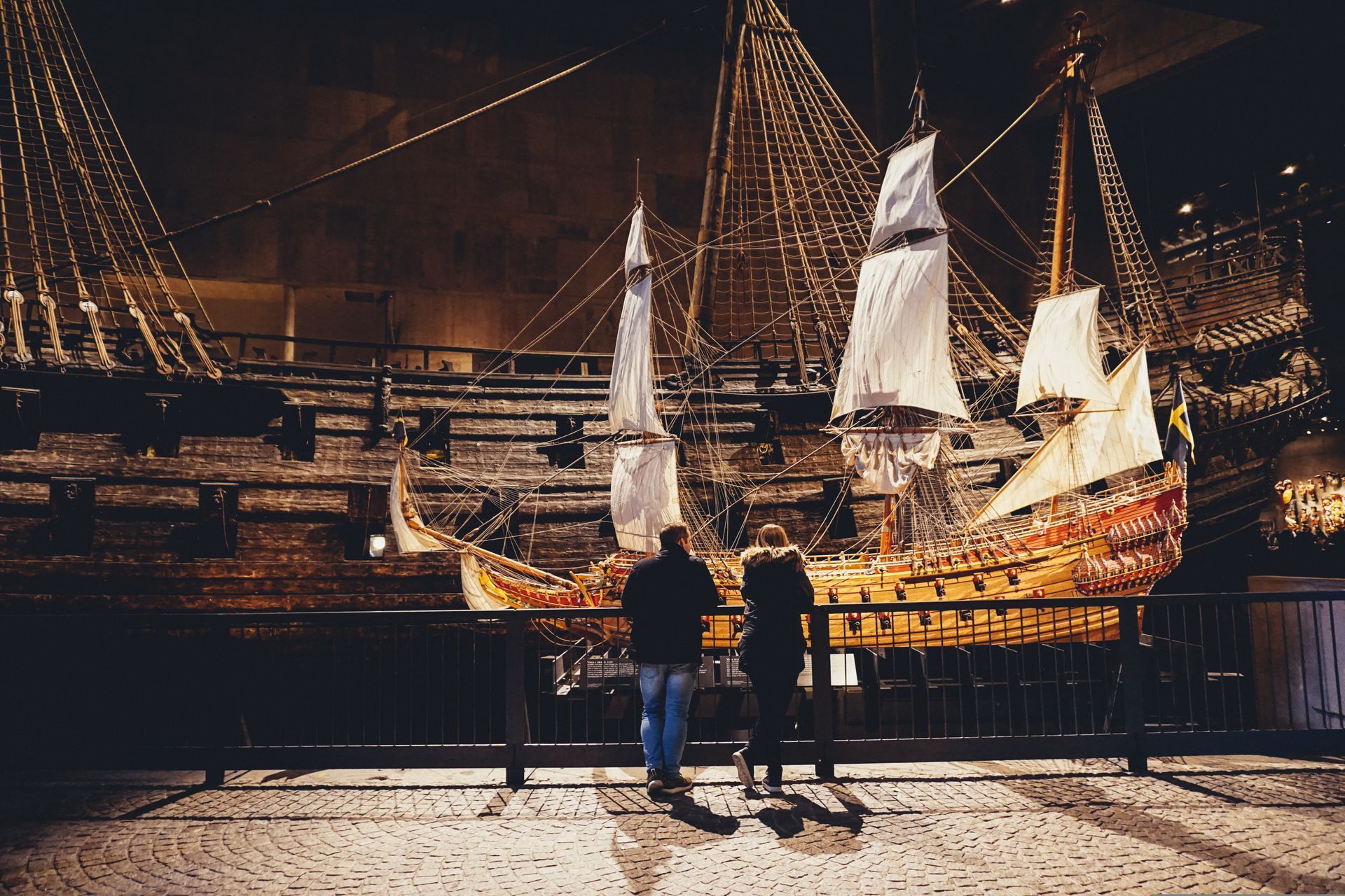 Two visitors at the Vasa museum in Stockholm