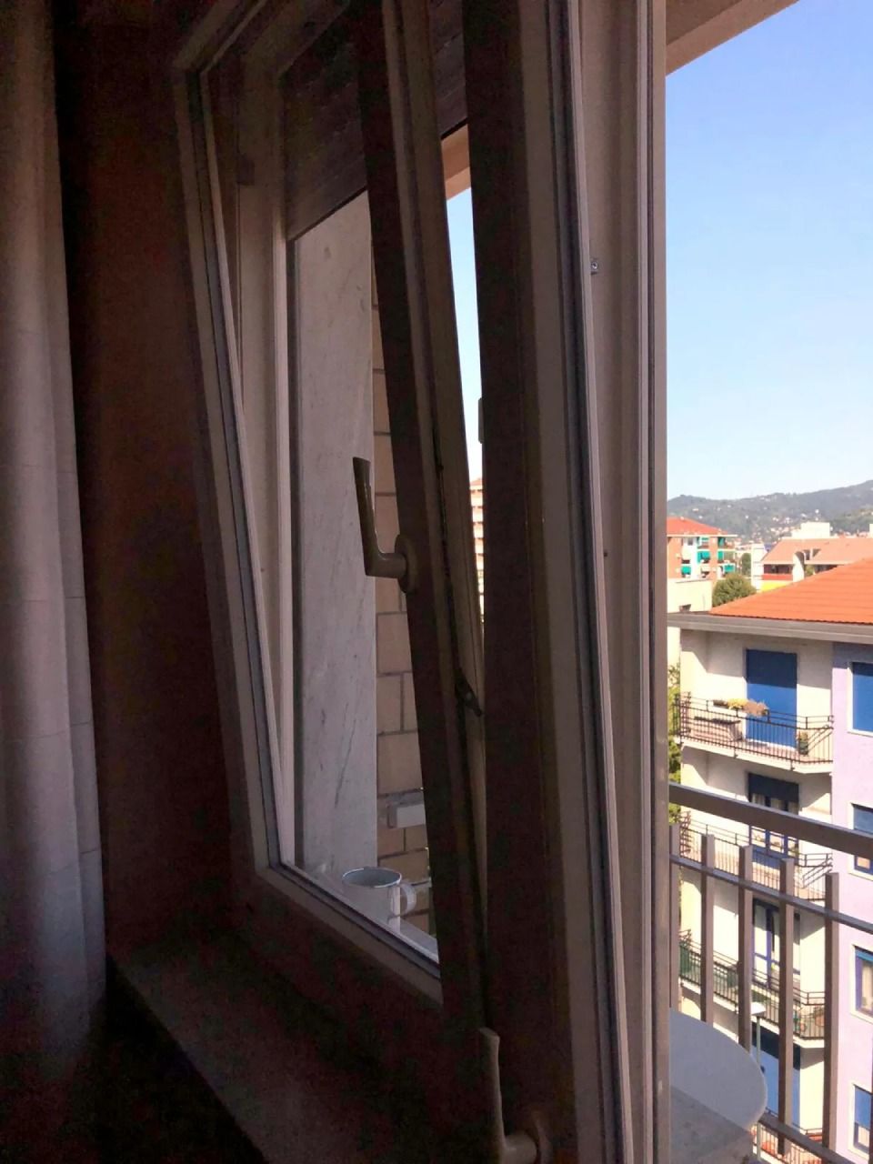 finestra ribaltabile