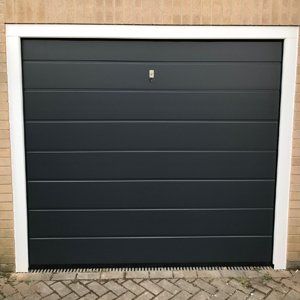 Insulated sectional doors