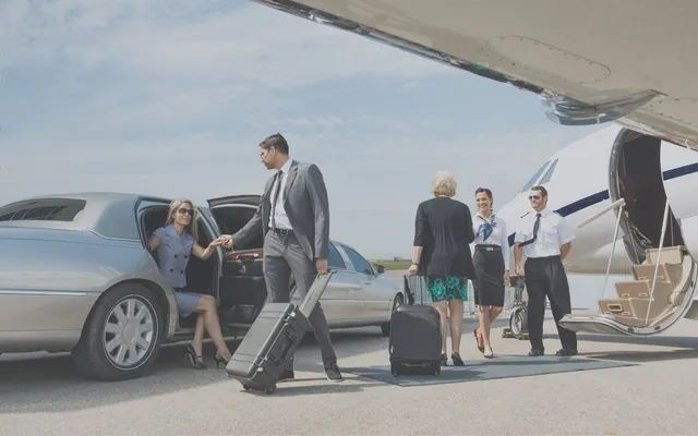 A decorative picture showing an Airport limo service provided AZ Black Tie Limousine & Transportation