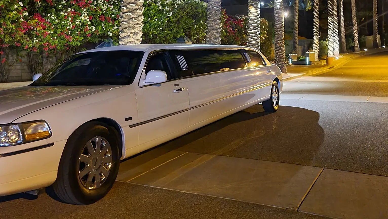 limo rental Paradise Valley
