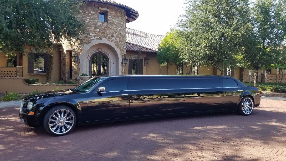 Wedding limo service Paradise Valley, Arizona