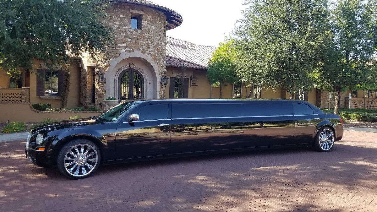 Wedding limo service Peoria, Arizona