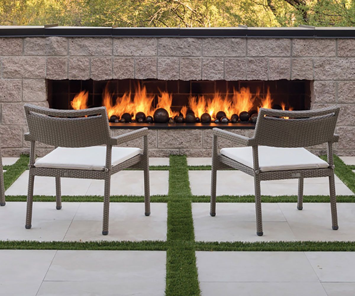 Backyard patio landscape with pergola