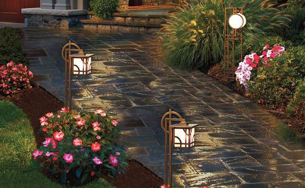 Front entry walkway exterior landscape lighting