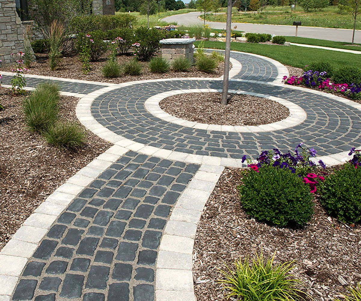 Cobblestone paver for Madison walkway