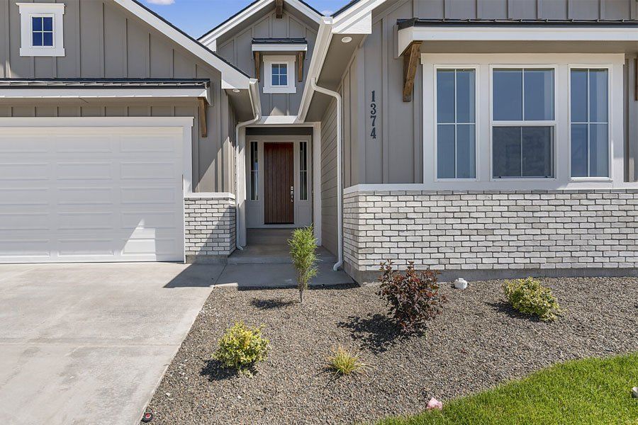 Eldorado Stone Chalkdust Thin Brick Veneer Exterior Wall