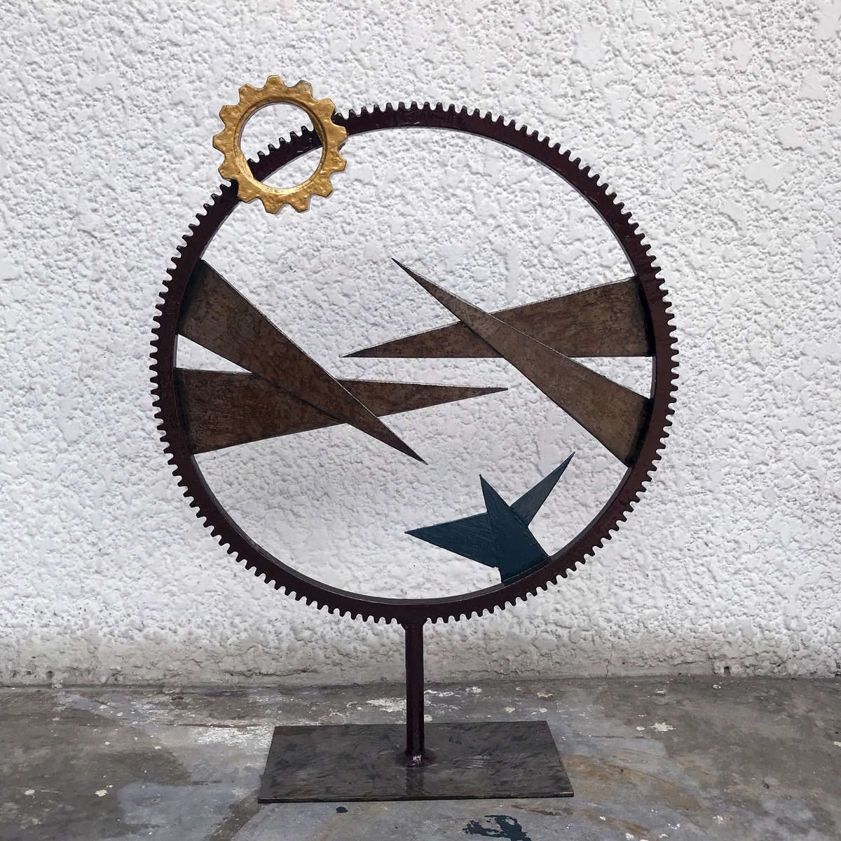 Stauder's metamorphic metal sculpture art