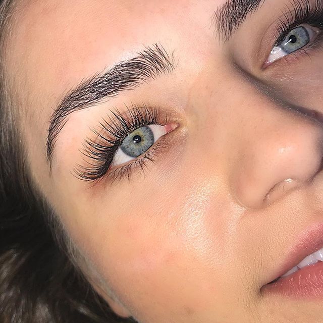 Sacramento Eyelash Extensions by Blinx & Beauty