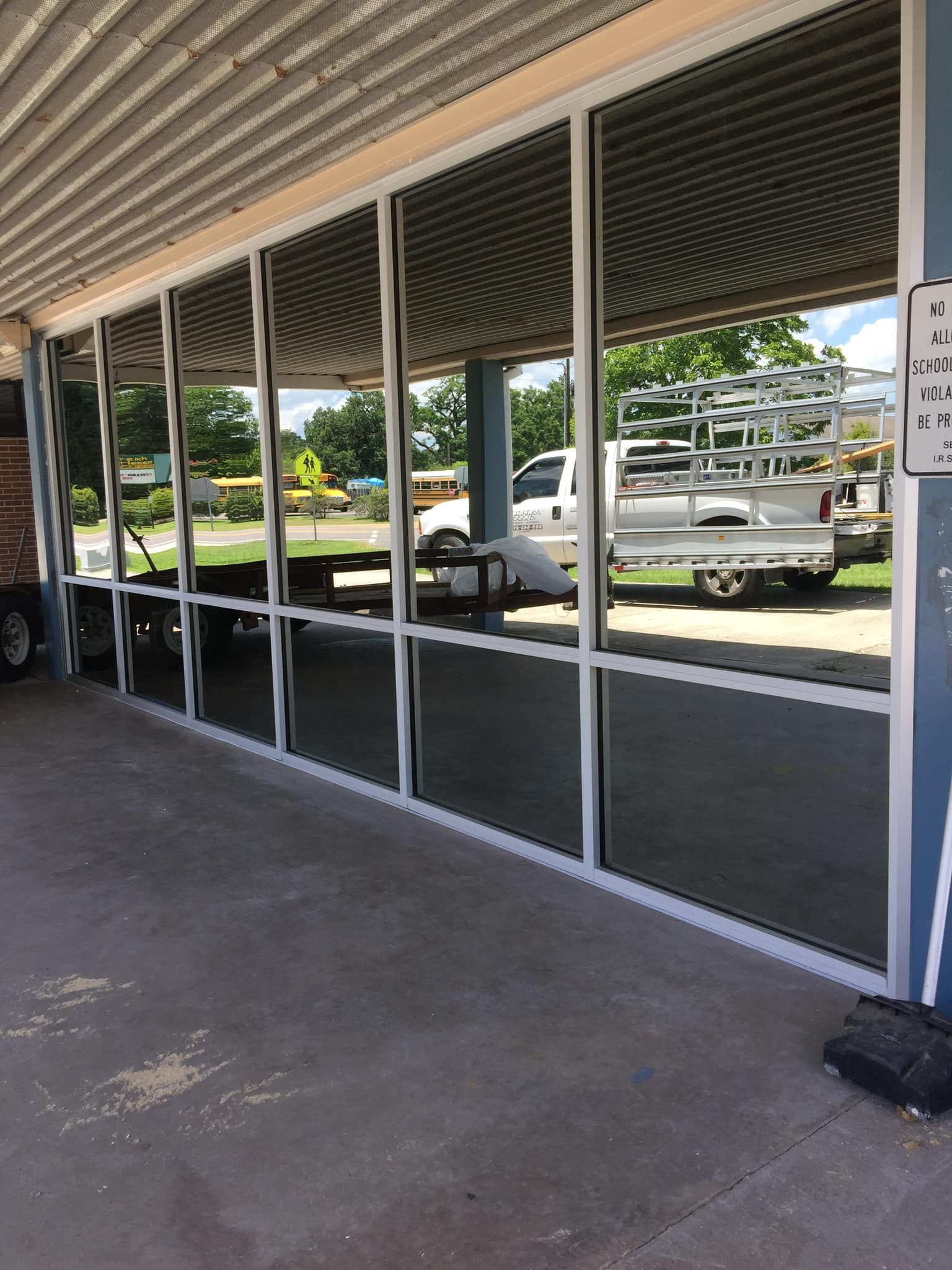 Commercial Glass Installation img