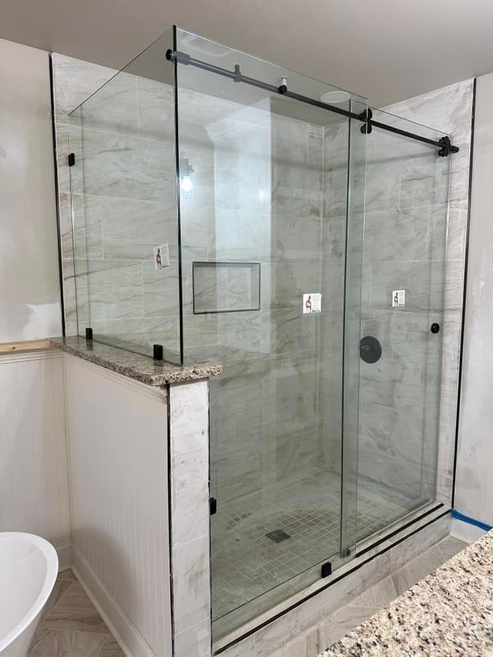 Residential Glass Installation img