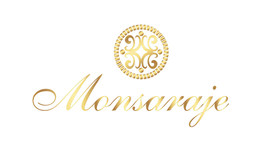 The word monsaraje is written in gold on a white background.