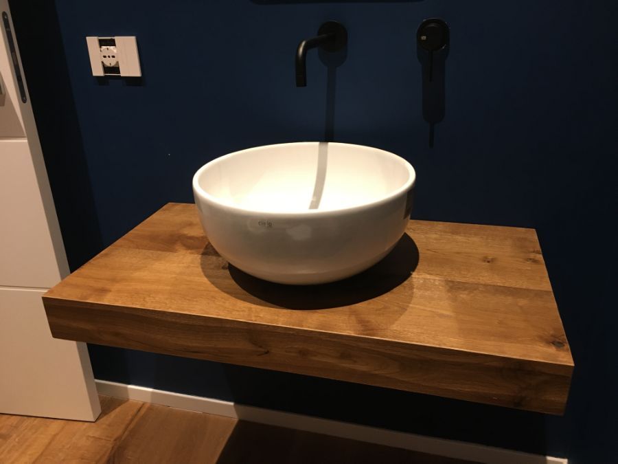 ripiano bagno in legno