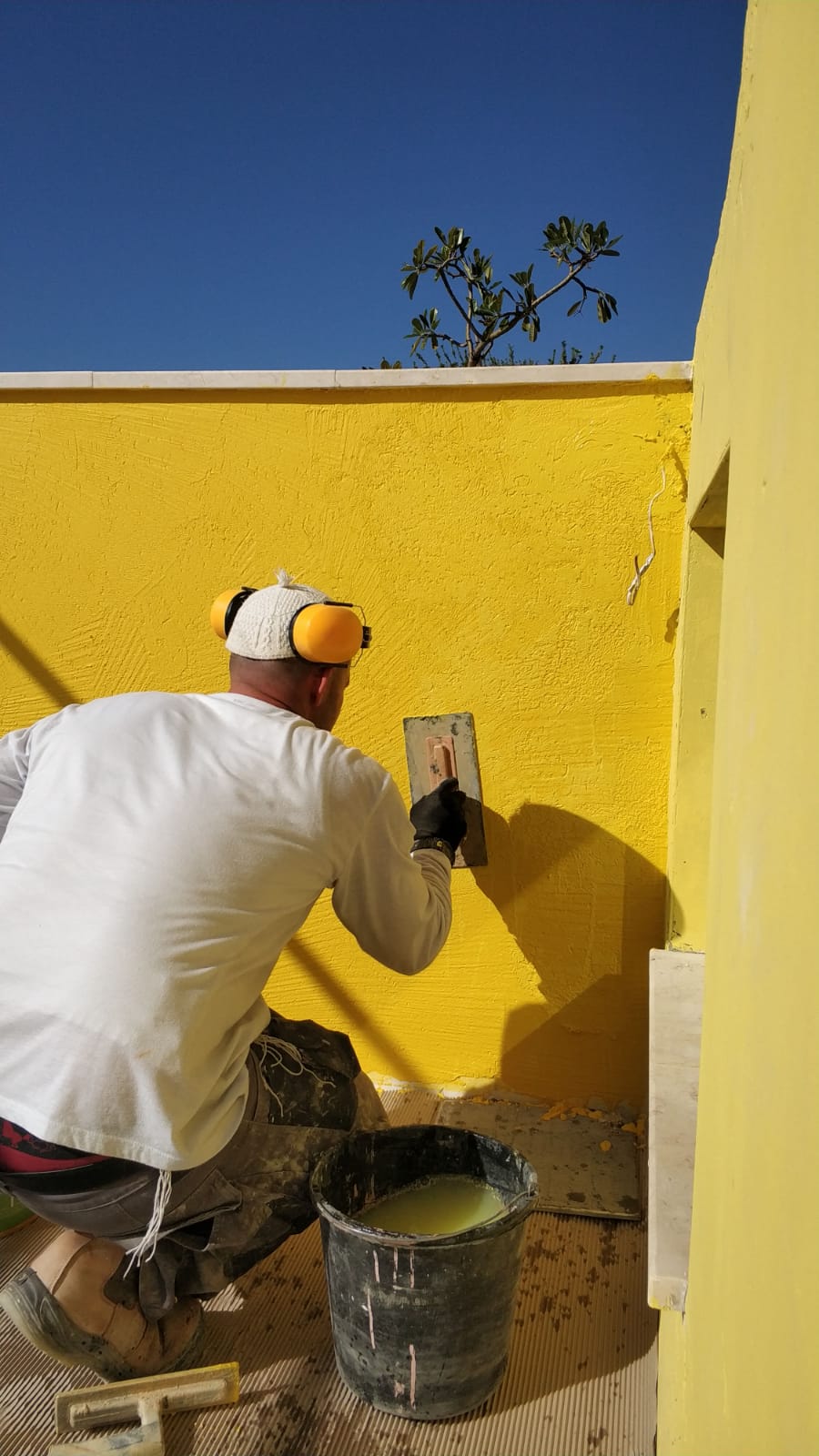 עבודות צבע חוץ שליכט צבעוני