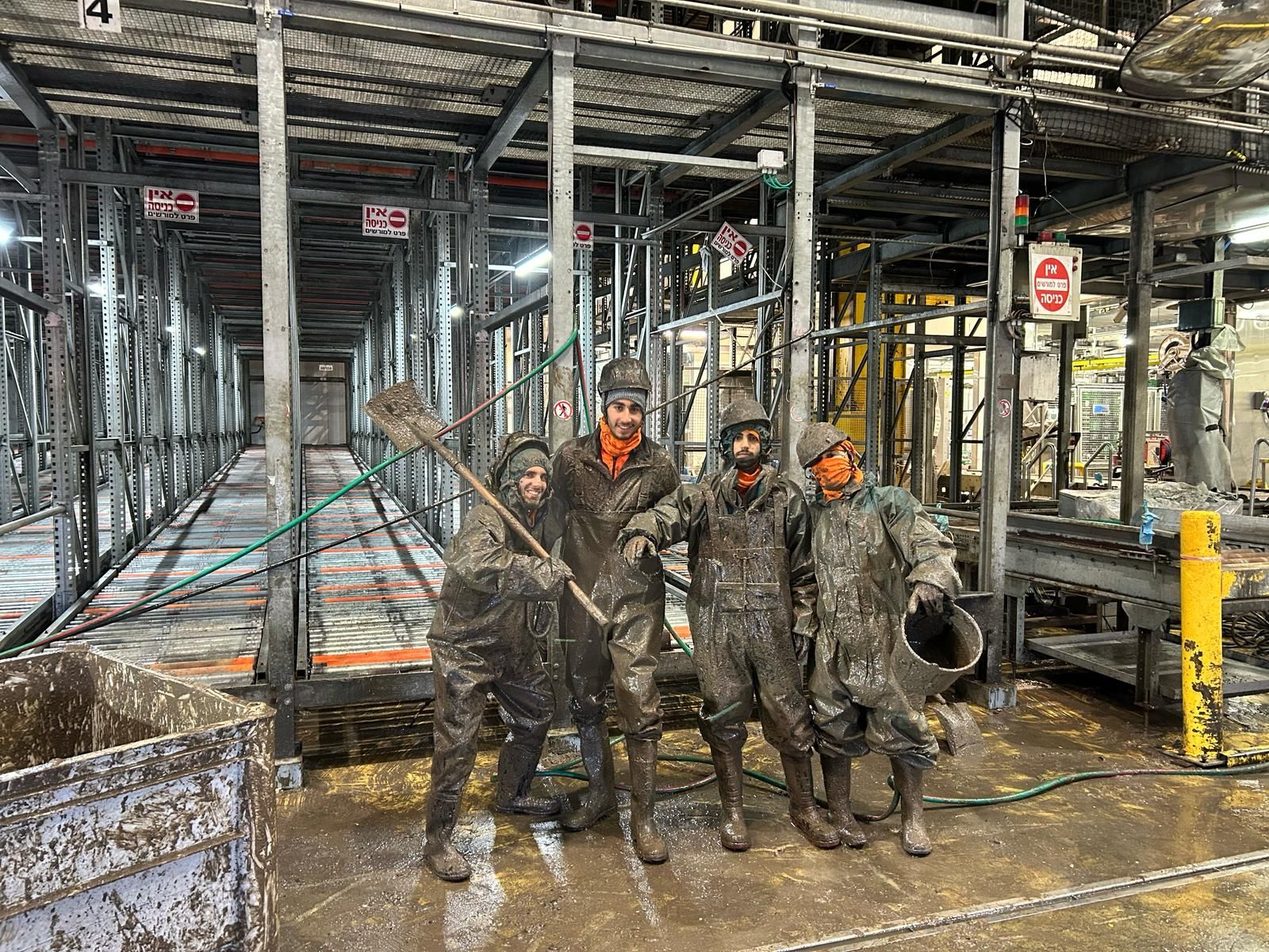 הצוות של פרש אנד קלין  שוורץ בע