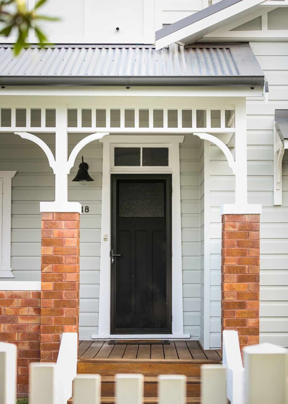 A House With a Porch and a Black Door — DeBu Studios In Russell Vale, NSW