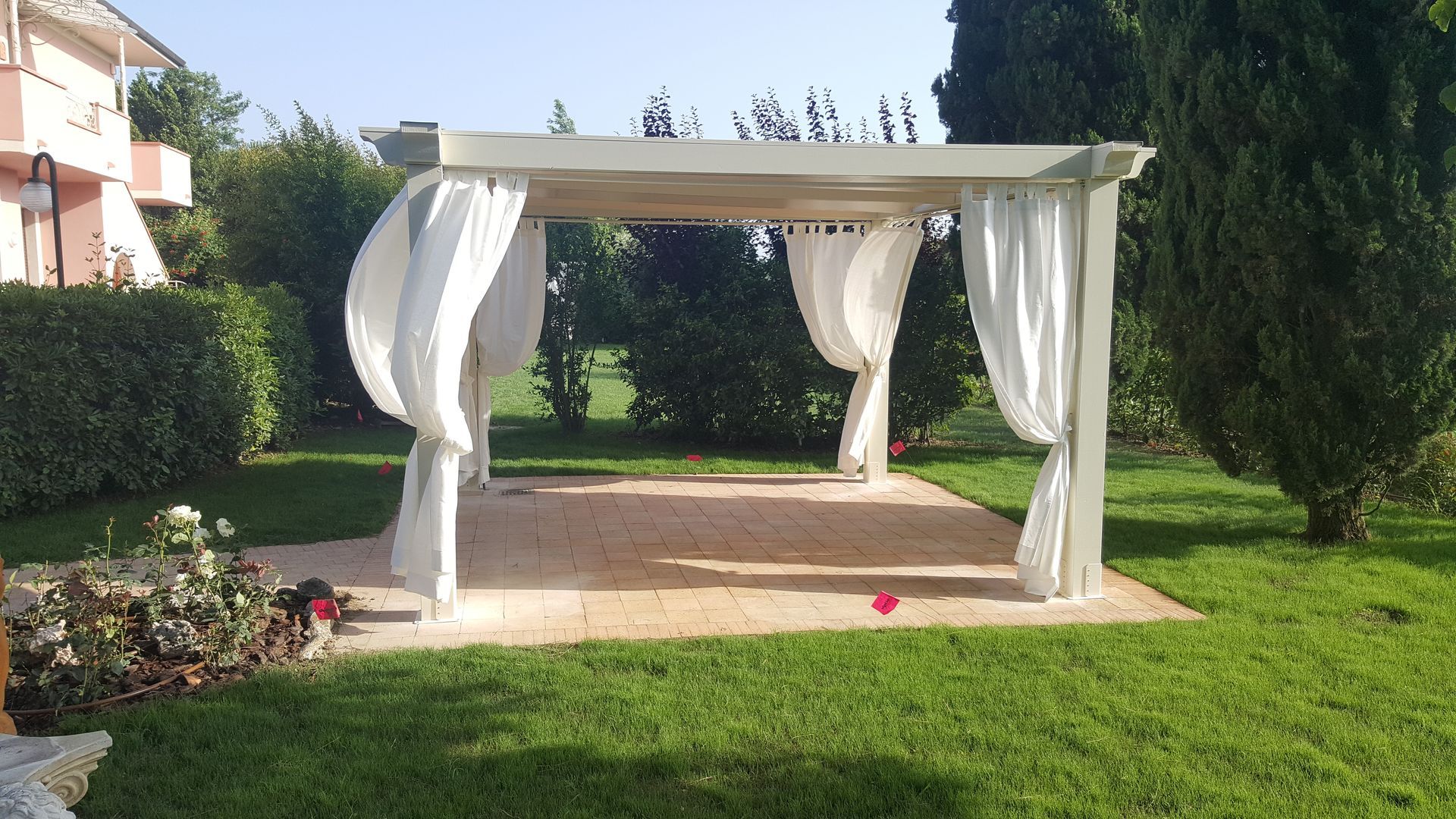 Gazebo 02