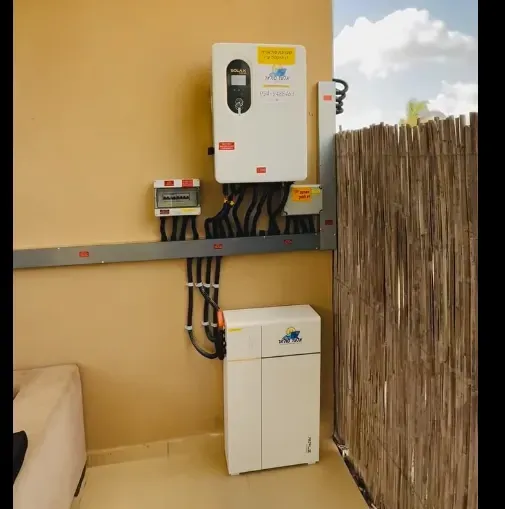 התקנת מערכת סולארית מושולבת אגירה במושב נחלה - אלעד סולאר 