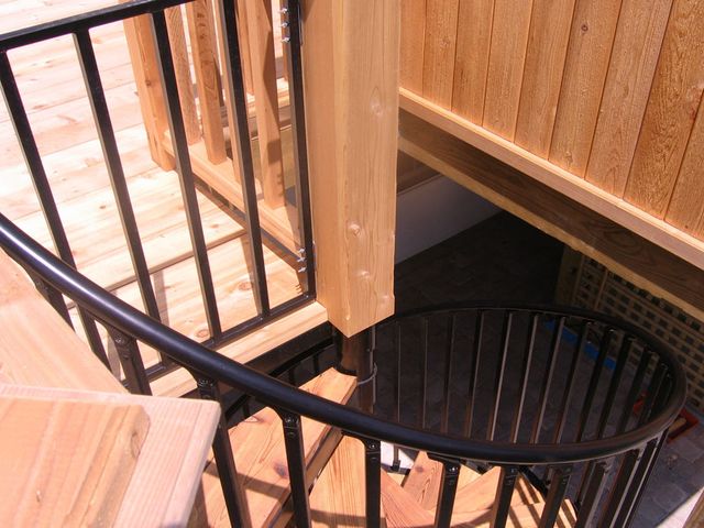 Choosing the Best Deck Railing Material - Holly Springs Builders