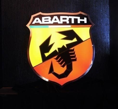 Insegna pubblicitaria Abarth