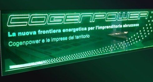 insegna in plexiglass con illuminazione led