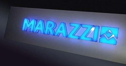 realizzazione lettere luminose in materiale plastico