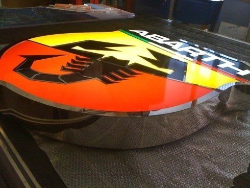 insegna  luminosa abarth