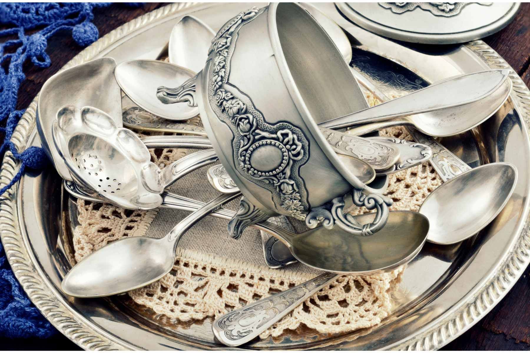 Posate e argenteria d’epoca