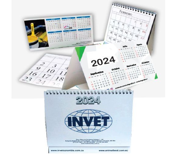 Un calendario con el año 2024