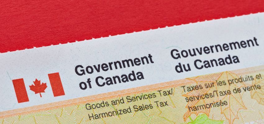 Eligibility for a tax refund in Canada depends on your residency status and income level.