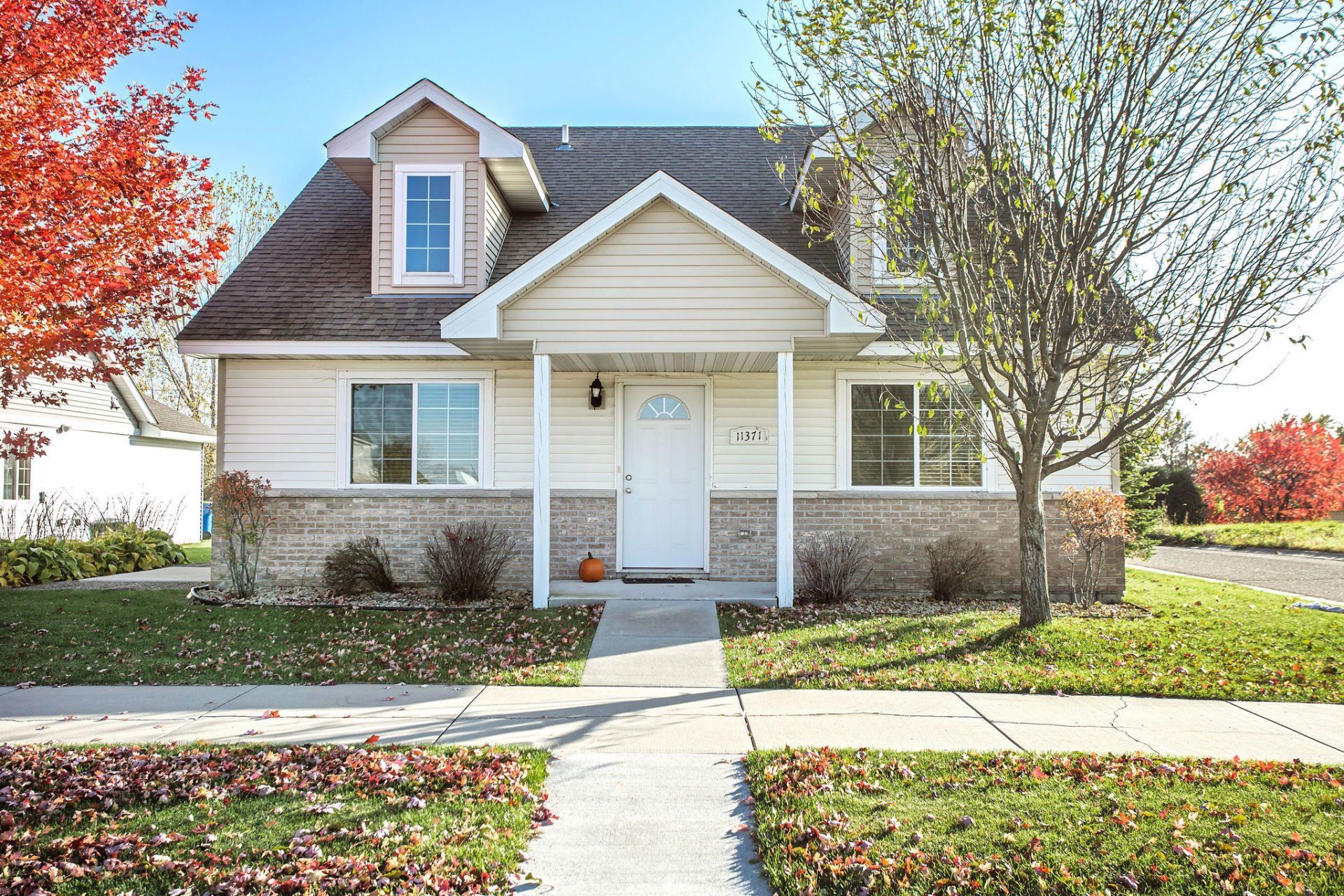 Exterior | Town Center Townhomes