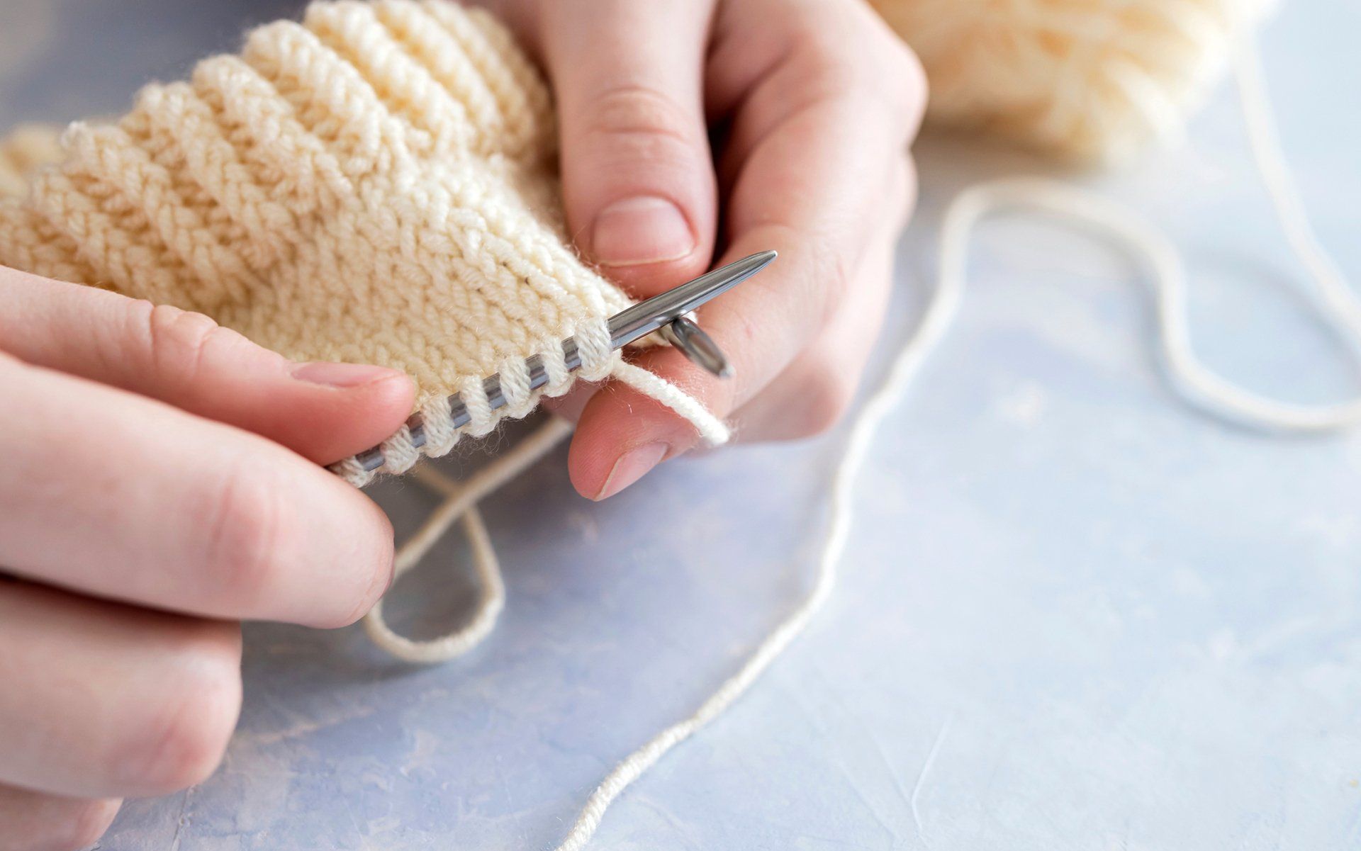 gomitoli di filo bottonato di lurex